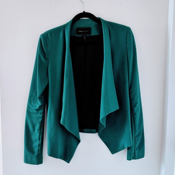 BCBGMaxAzria Jackets & Blazers - BCBGMaxAzria blazer